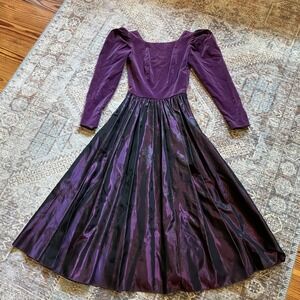 Laura Ashley Vintage 80s 90s Purple Velvet Floral Taffeta Party Dress Size 6 EUC